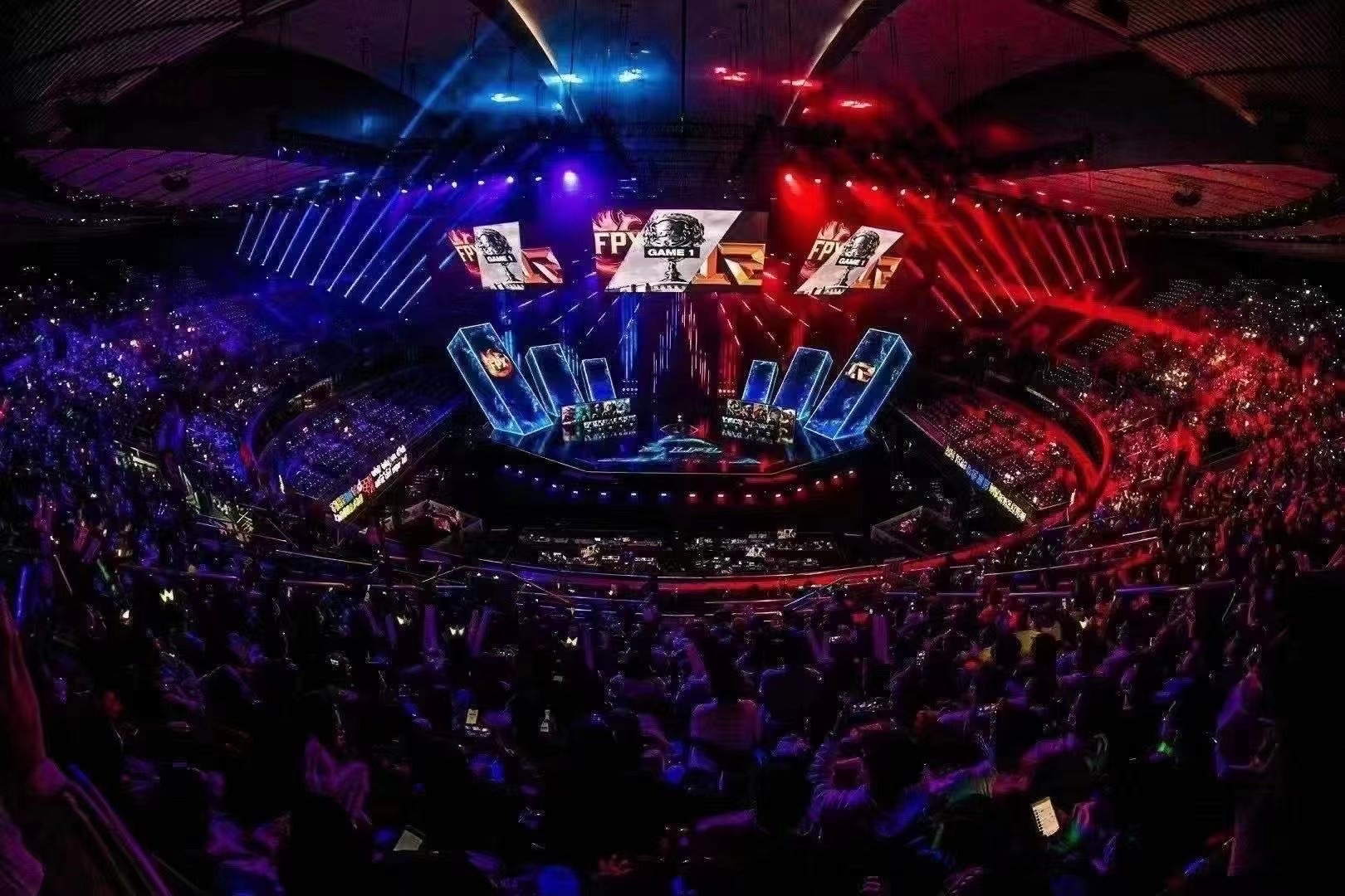 IG季后赛止步八强，打野Wei参团率低迷英雄池受限，IG管理层面临抉择